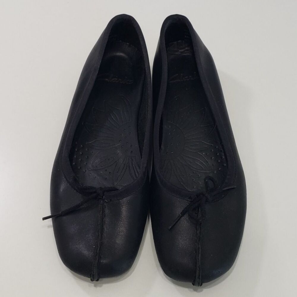 Clarks Women's Black Leather Ballet Flats, Size 7 B - Picture 9 of 9